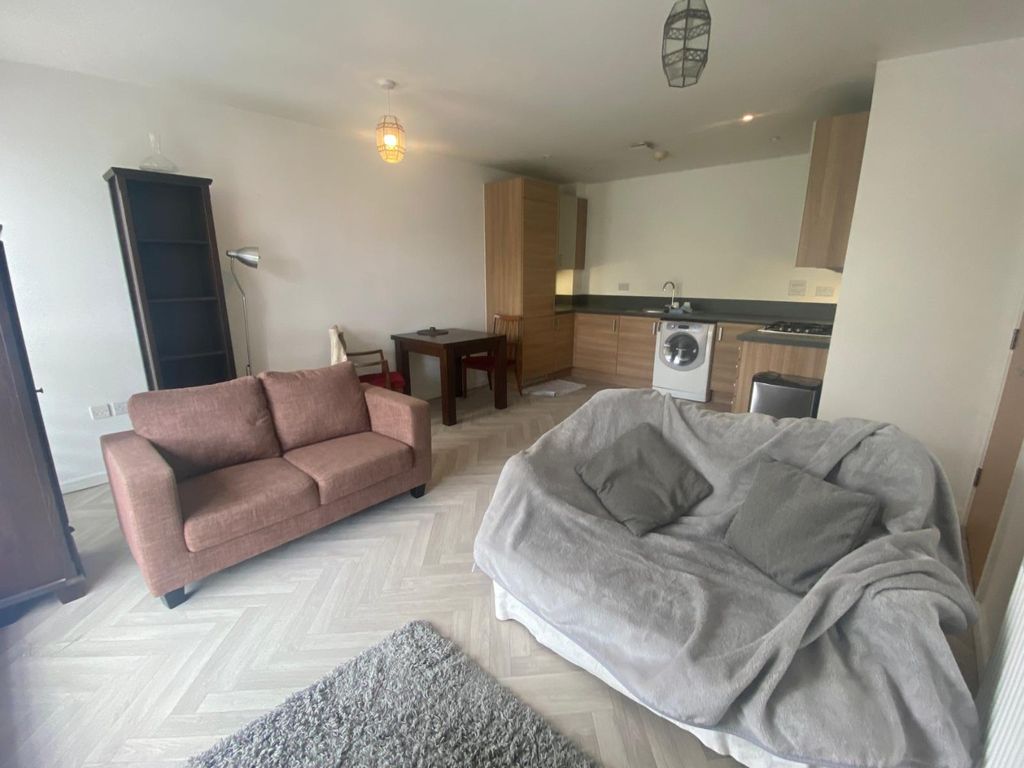 Property photo 3 of 9 4468132