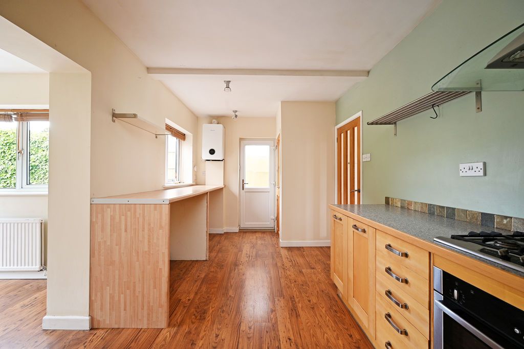 Property photo 3 of 37 Kitchen