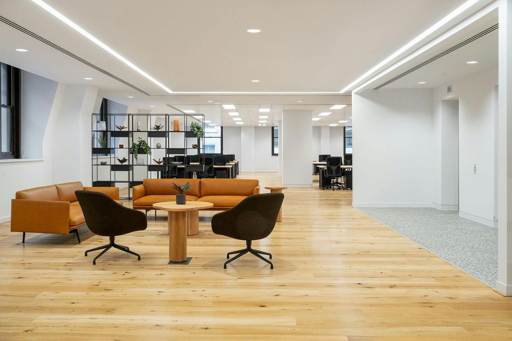 Property photo 2 of 7 092404Dixonhouseais9.Jpg