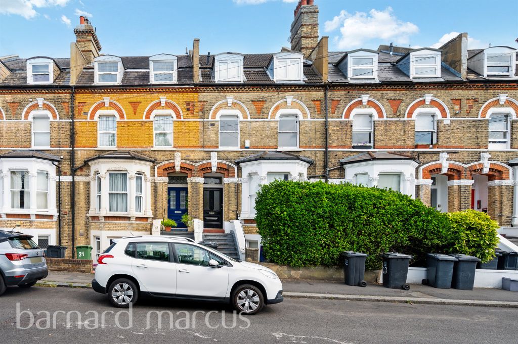 Property photo 1 of 8