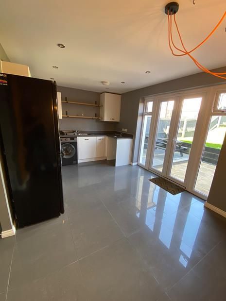 Property photo 3 of 14 Kitchen/Diner