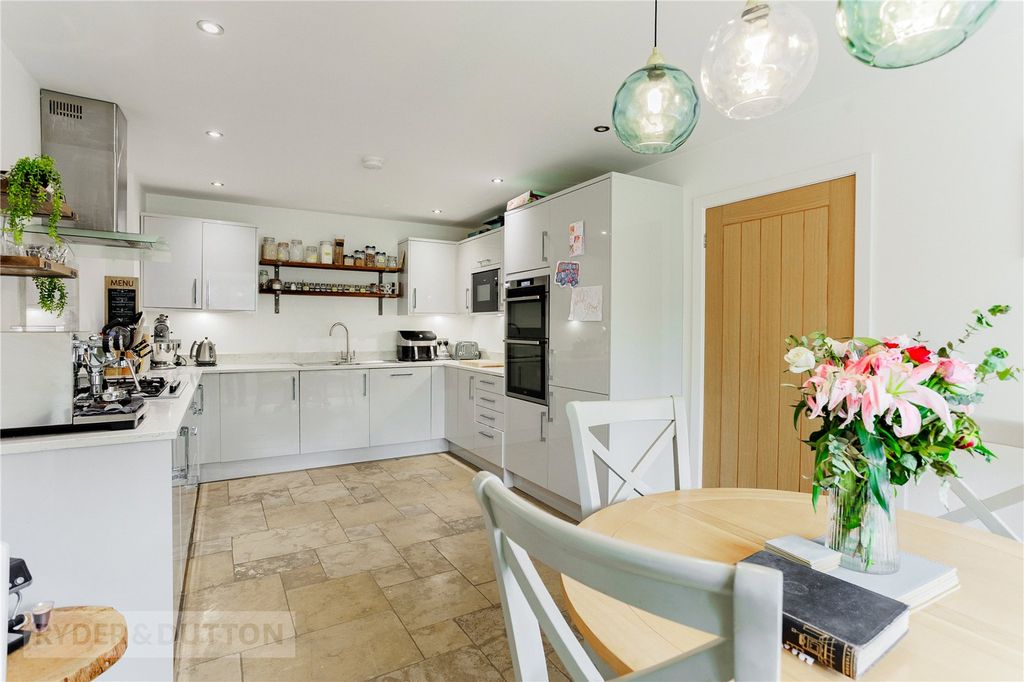 Property photo 3 of 36 Kitchen/Diner