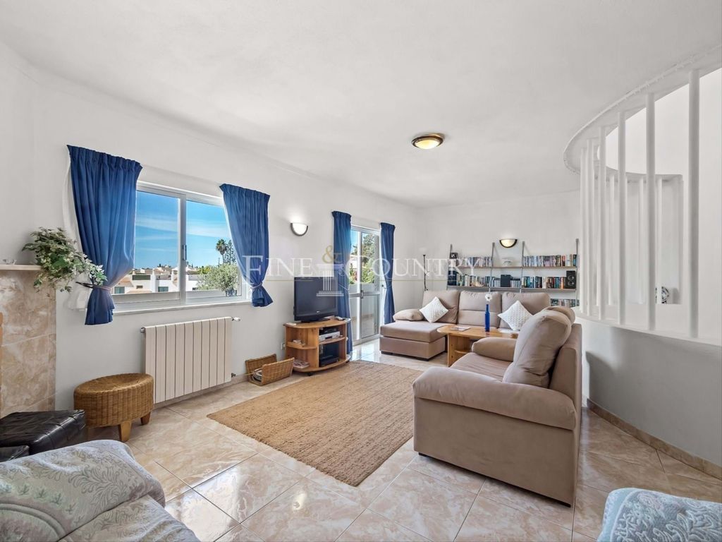 Property photo 2 of 26