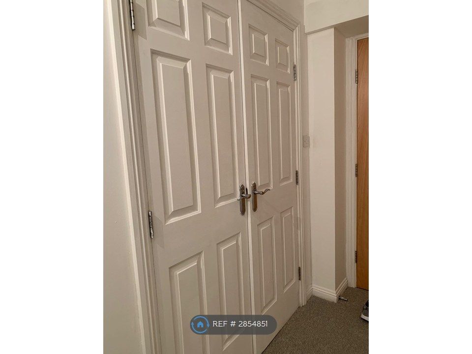Property photo 3 of 22