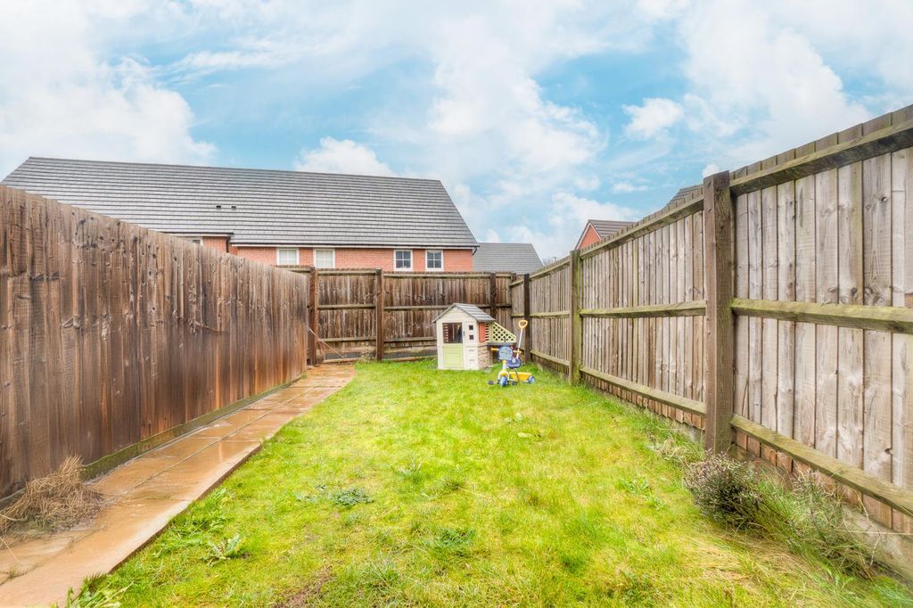 Property photo 2 of 18 Batched  (5).Jpg