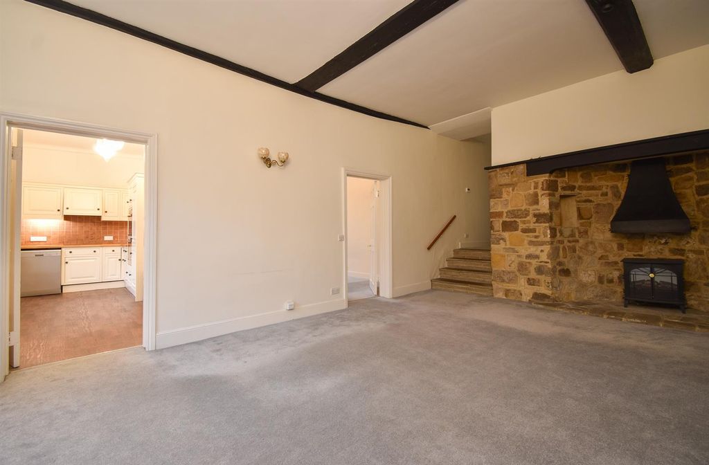 Property photo 1 of 15 Living Room