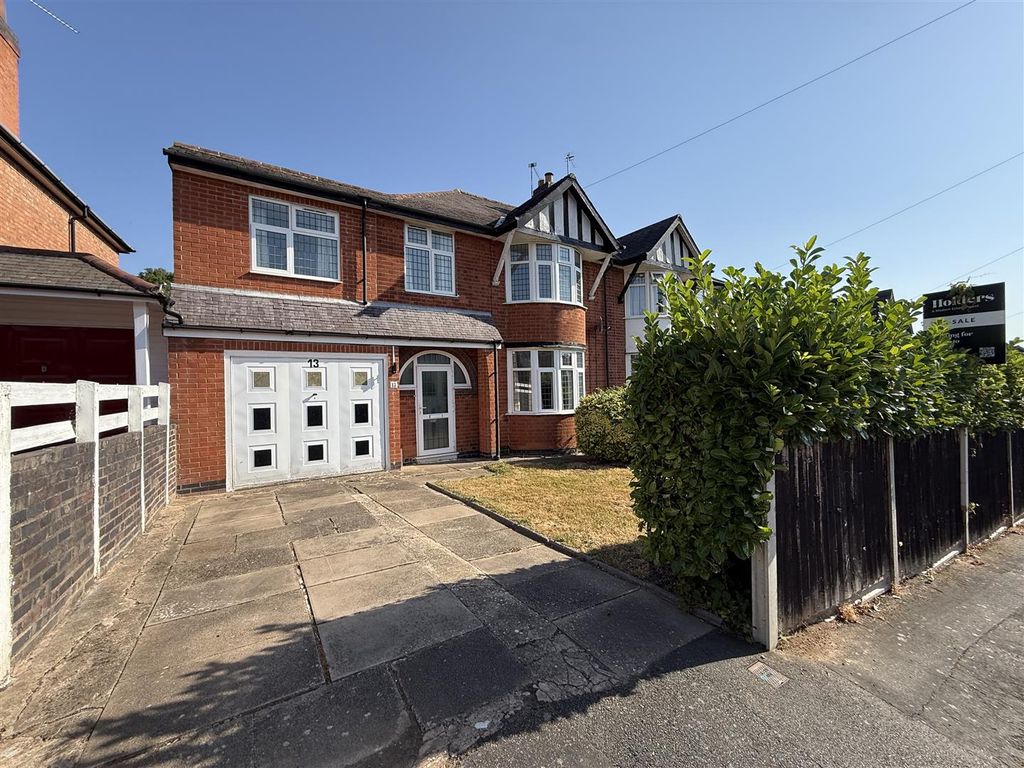 Property photo 1 of 27 1