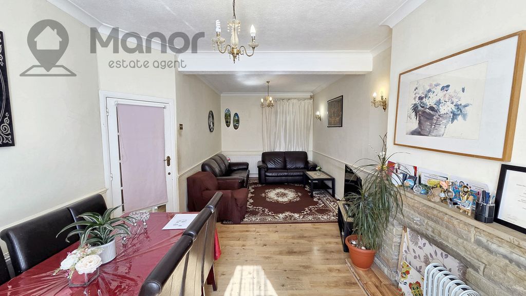 Property photo 3 of 22 Whatsapp Image 2025-05-16 At 17.06.53 (2)