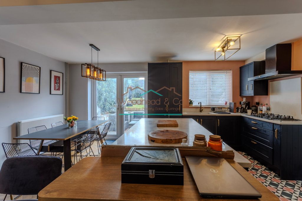 Property photo 3 of 18 FM4A9757-Hdr