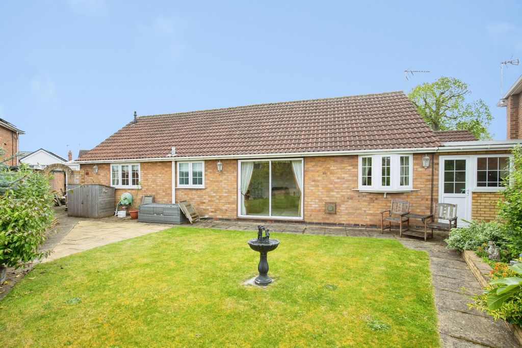 Additional image 20 of 2 bed detached bungalow for saleHolte Road, Atherstone CV9