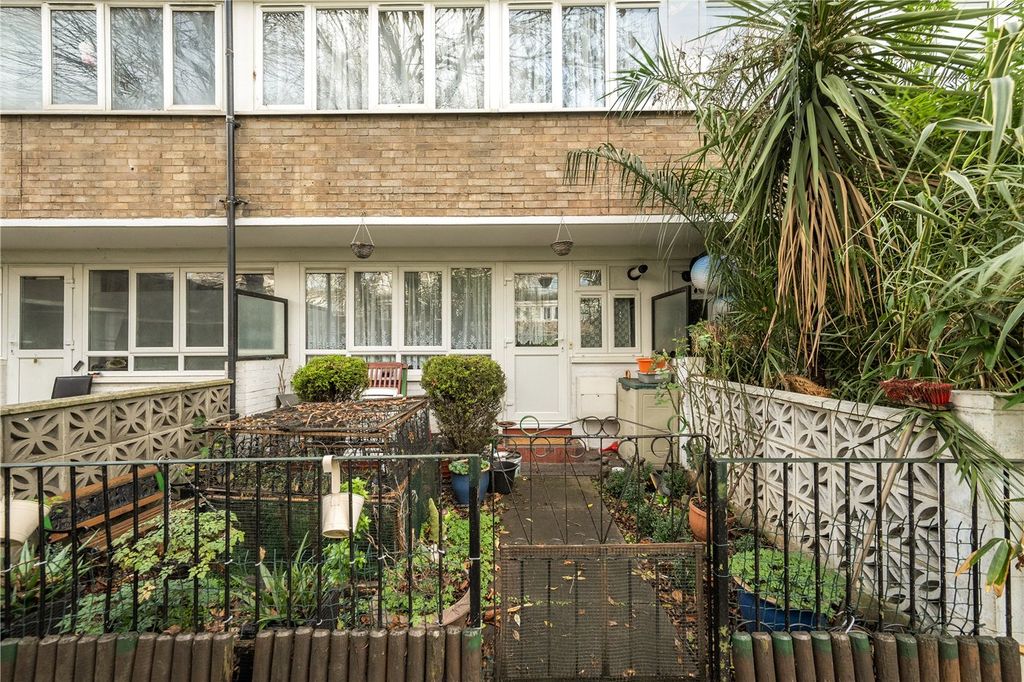 Property photo 1 of 22 Picture No. 24