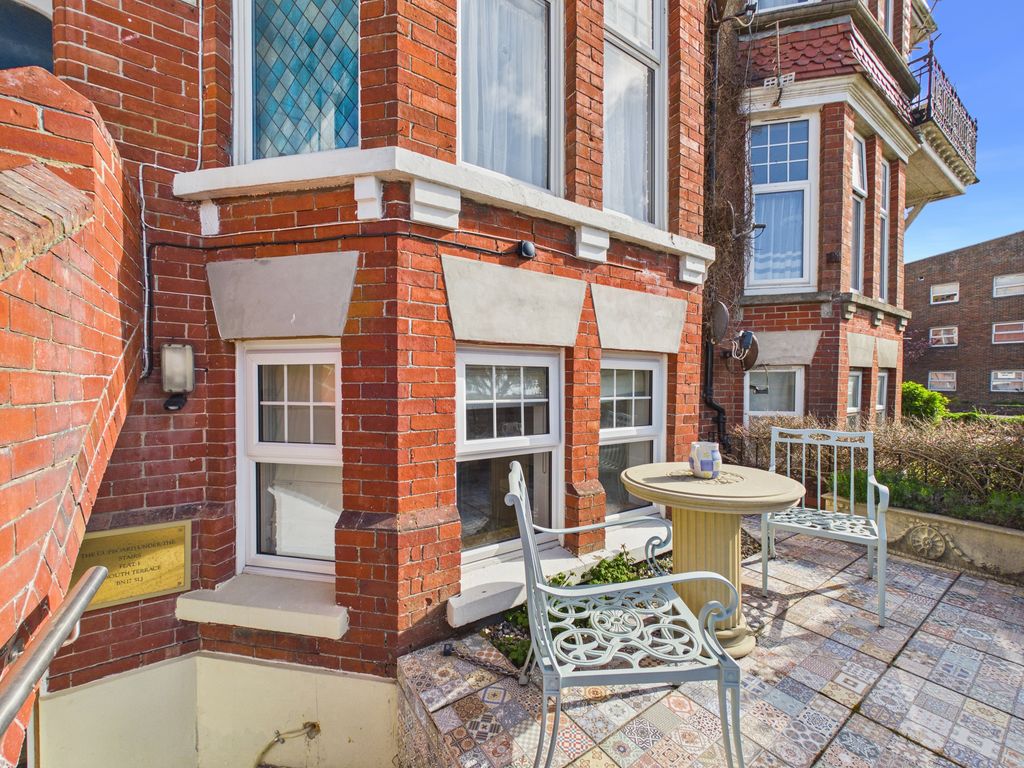 Property photo 1 of 10 Cam03519G0-Pr0504-Still019