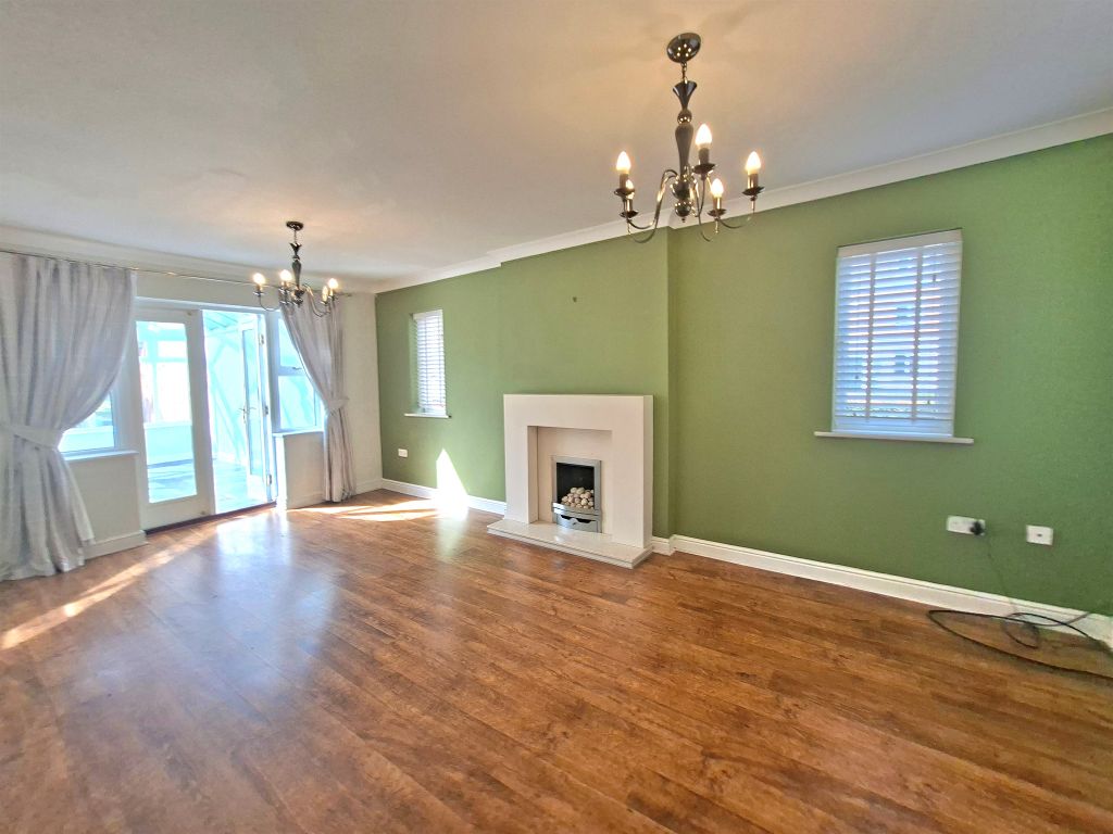 Property photo 3 of 24