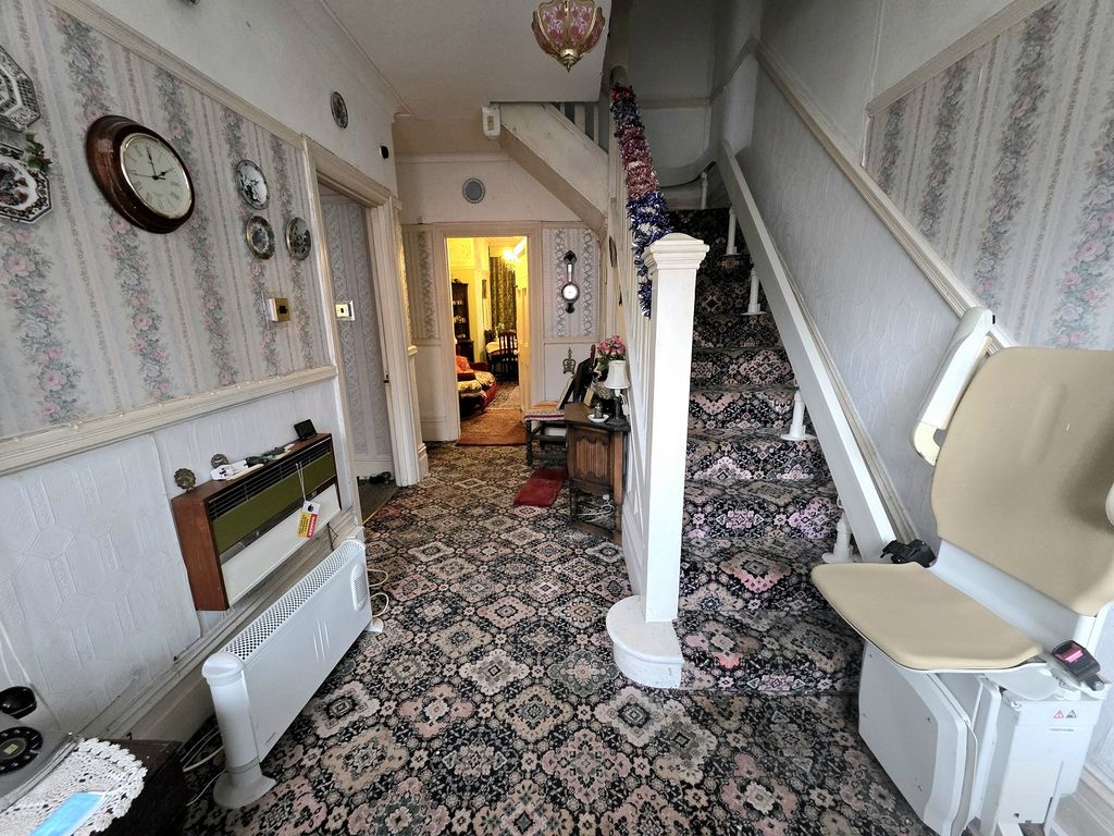 Property photo 3 of 9 Not Specified