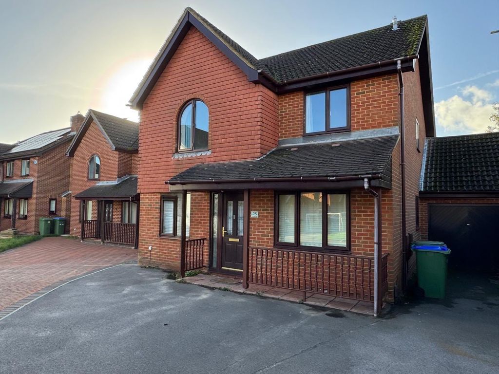 Property photo 1 of 19 External