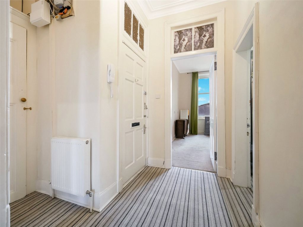 Property photo 2 of 14 Picture No. 11