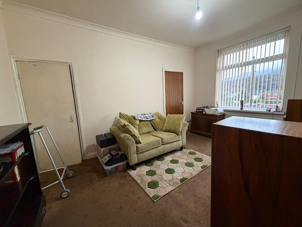 Property photo 3 of 6 Not Specified