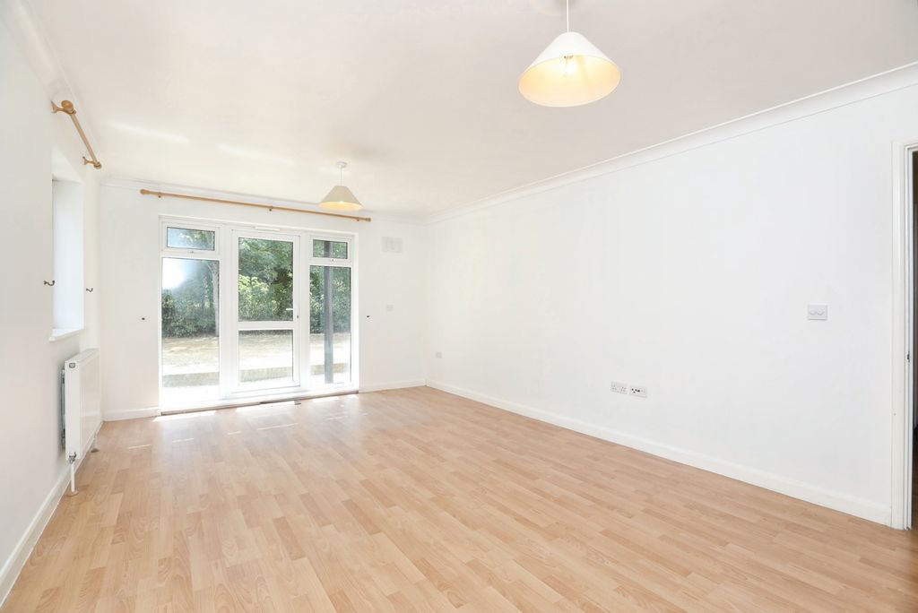 Property photo 2 of 11 Reception Room