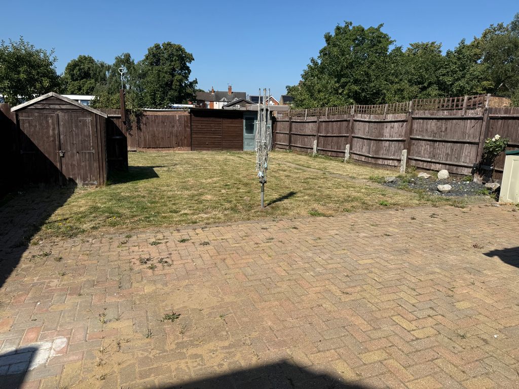 Property photo 2 of 7