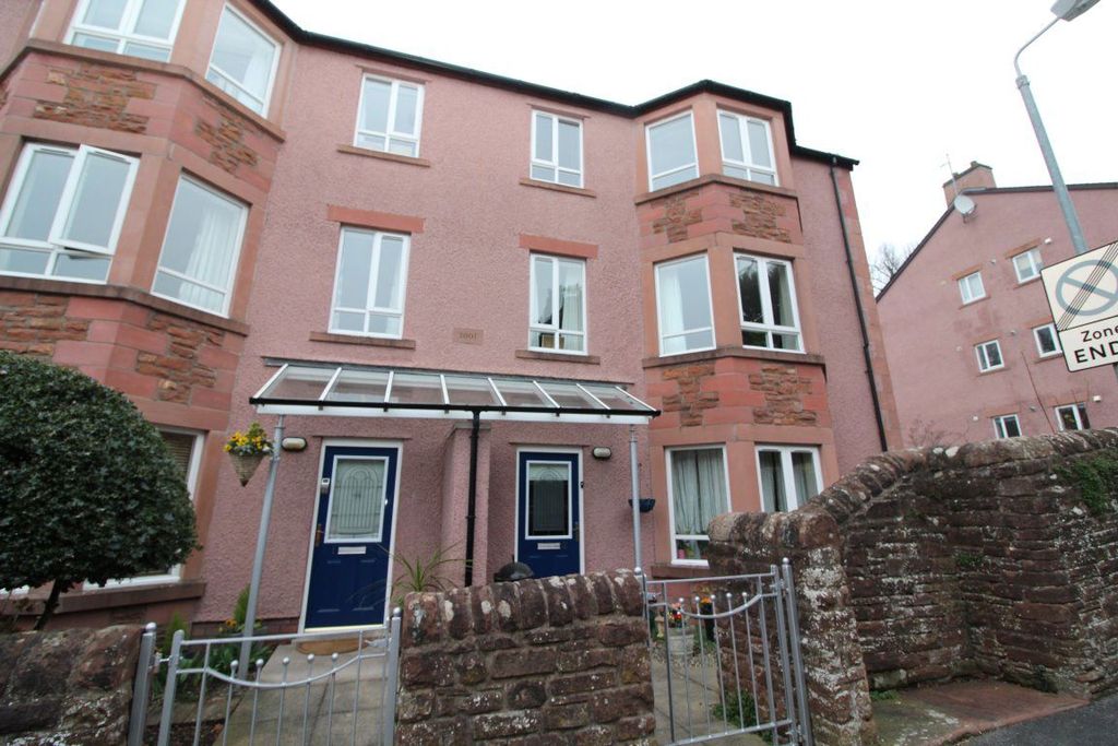 2 bed flat to rent4 Applerigg, Lowther Street, Penrith CA11