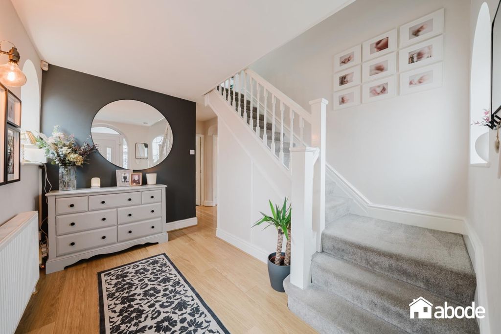 Property photo 2 of 27 Dsc03985-Hdr.Jpg