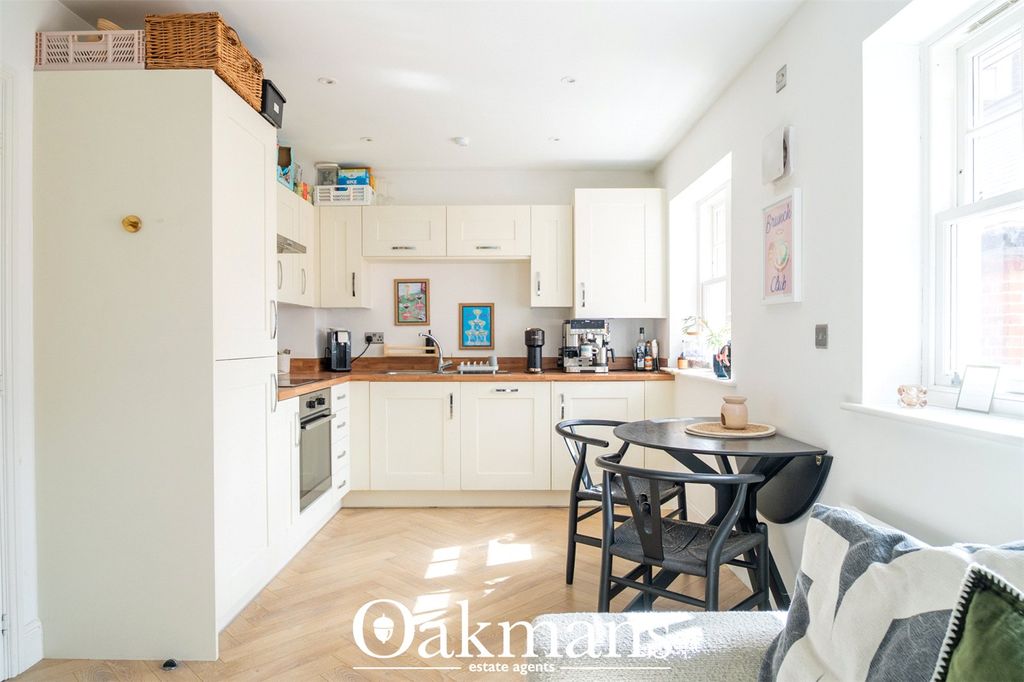 Additional image 6 of 2 bed flat for saleMacniece Close, Birmingham, West Midlands B29