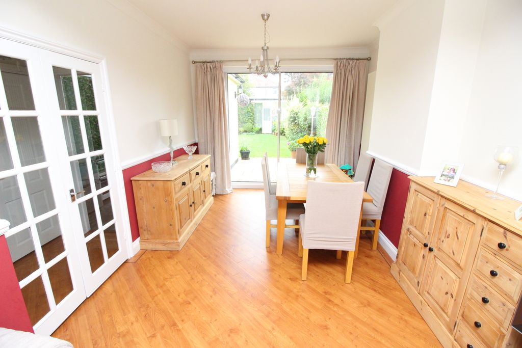 Property photo 3 of 13