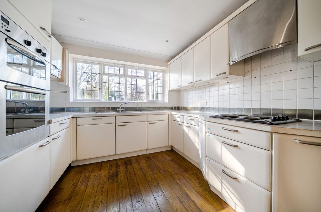 Property photo 2 of 20 1424630-15-69A971...