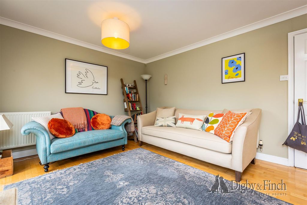Property photo 3 of 20 Shaftesbury Avenue, Upper Saxondale, Radcliffe On