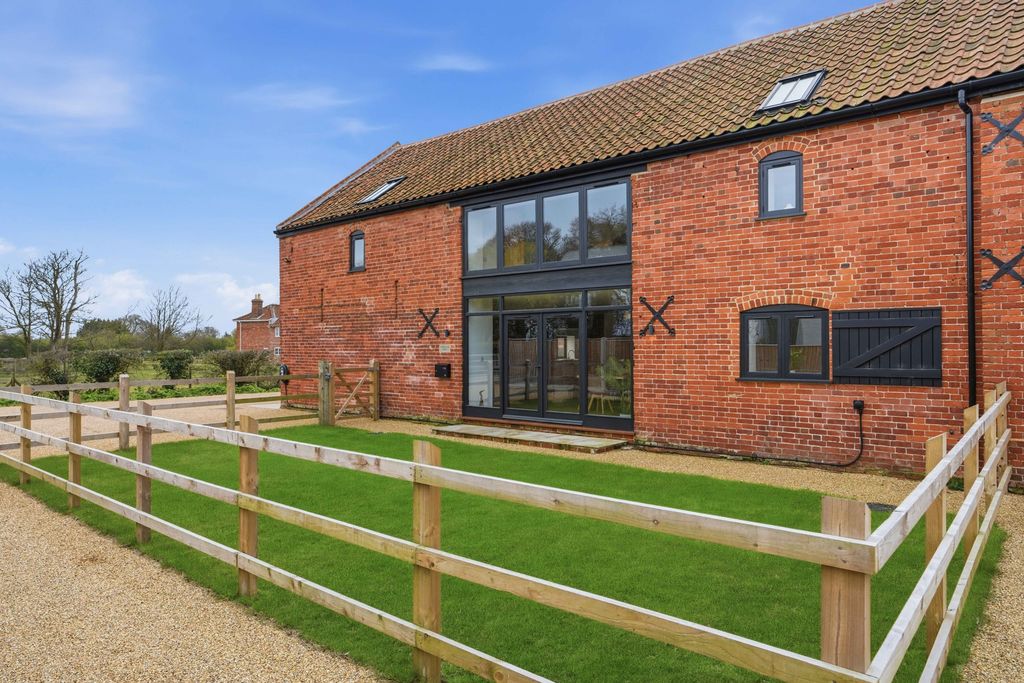 Property photo 1 of 40 Tdf04565_With_Grass