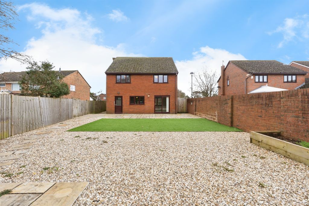 Property photo 3 of 23