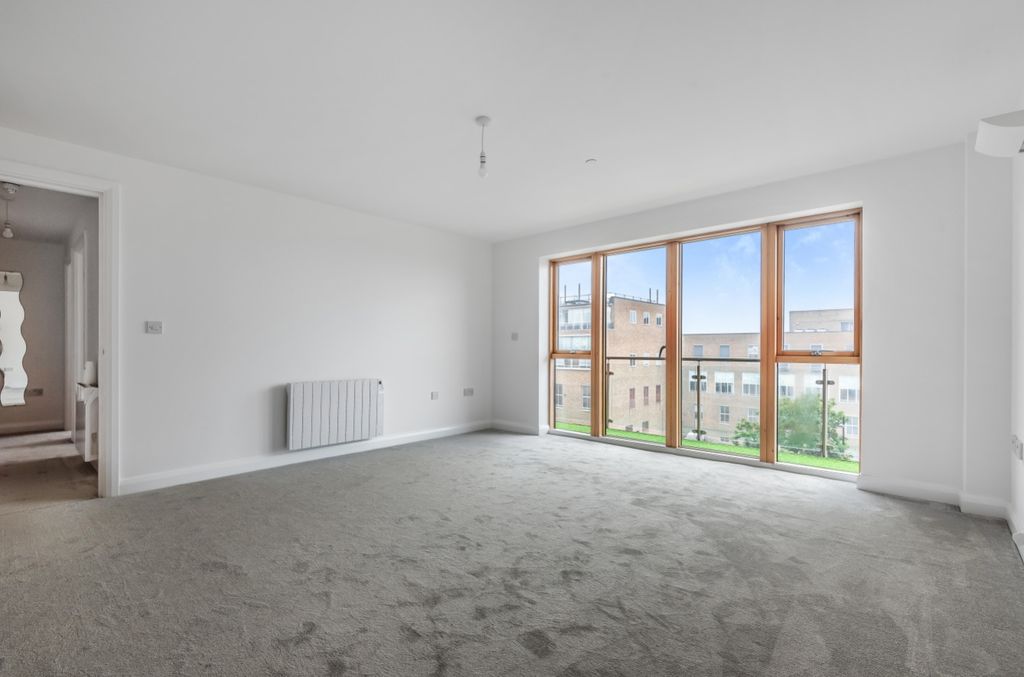 Property photo 2 of 9 Lir220841_03