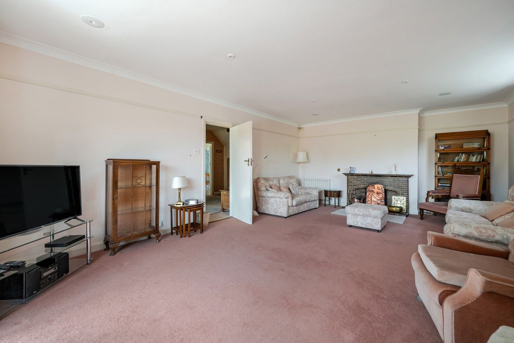 Property photo 2 of 19 1467908-20-6A182A...