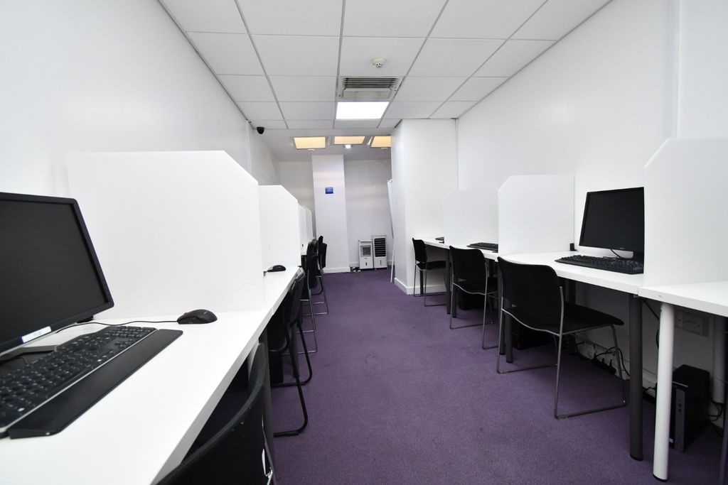 Property photo 1 of 6 5098860