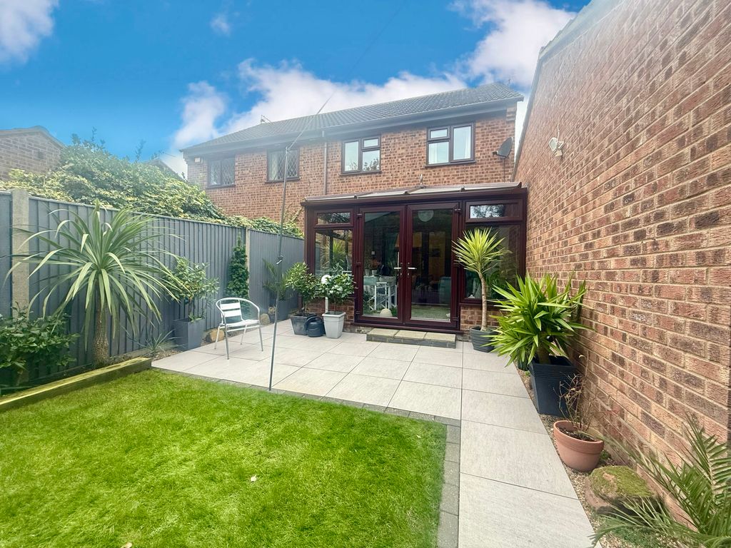 Property photo 3 of 11