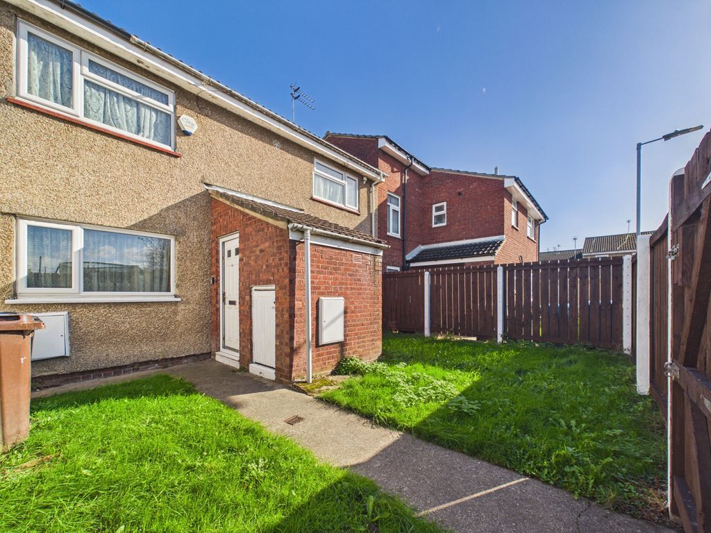 Property photo 1 of 11