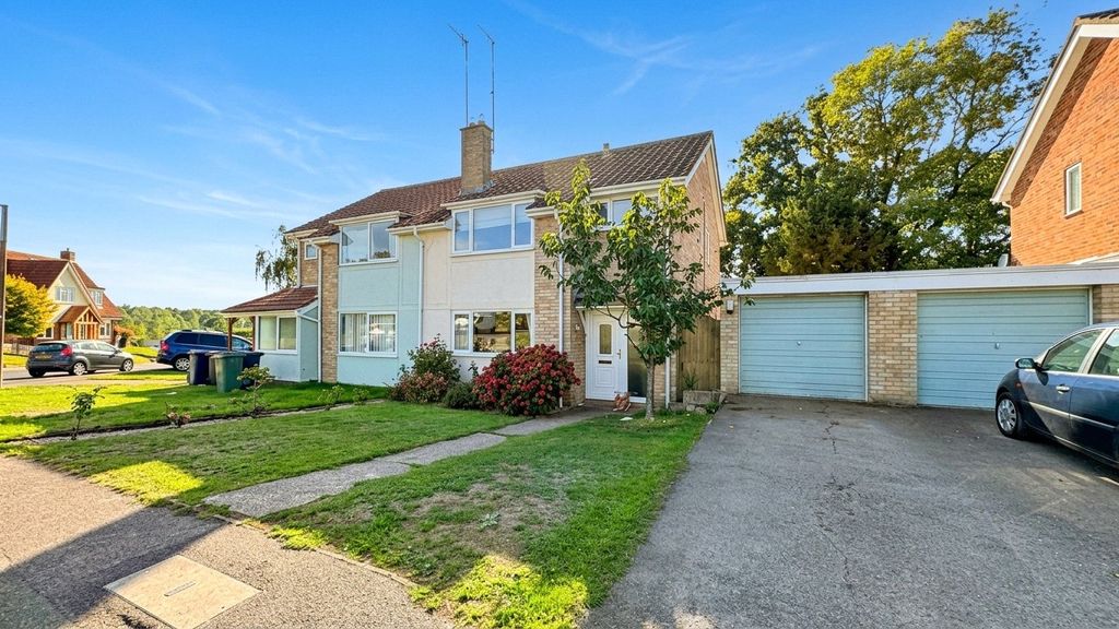 Property photo 1 of 18 Front