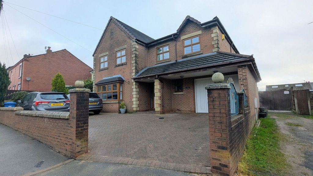 Property photo 1 of 33