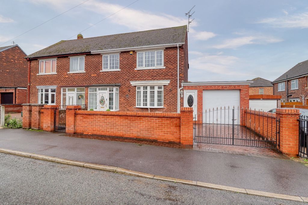 Property photo 1 of 22 Frontal