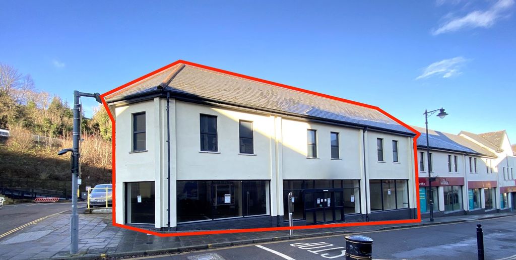 Property photo 1 of 4