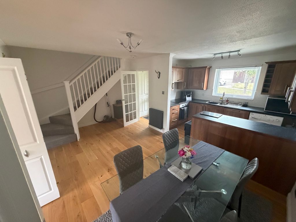 Property photo 3 of 30