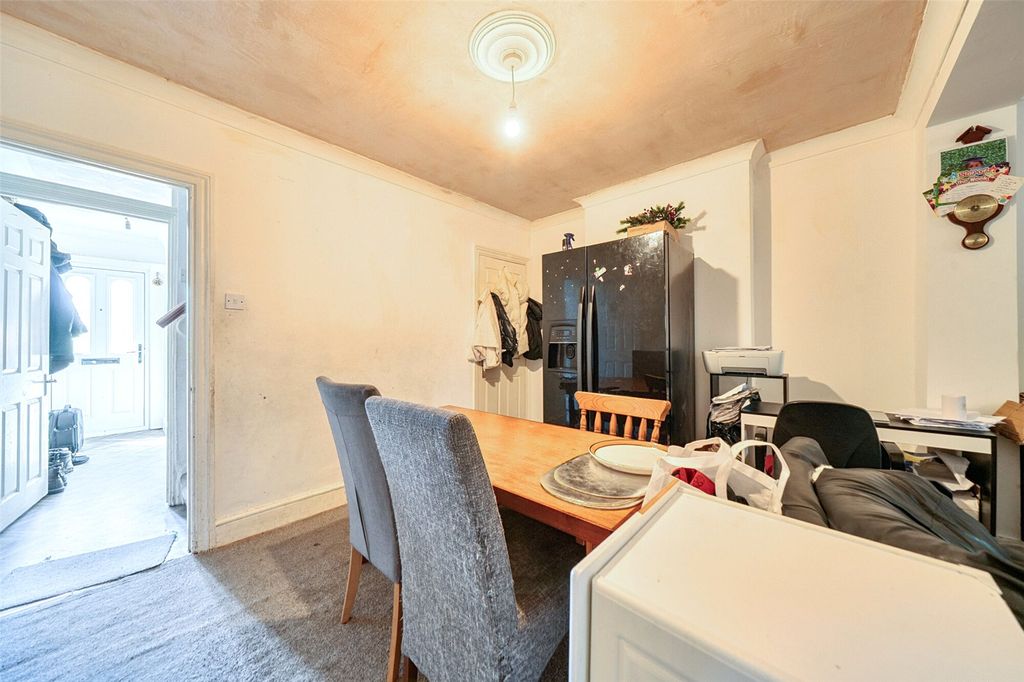 Property photo 3 of 15 Picture No. 13
