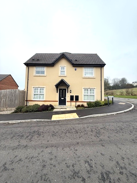 Property photo 1 of 21