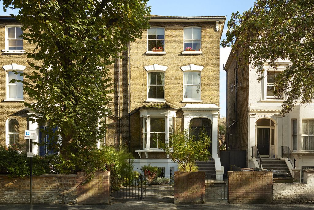 Property photo 2 of 23 320414 - Navarino Road - Owner Exteriors (5).Jpg