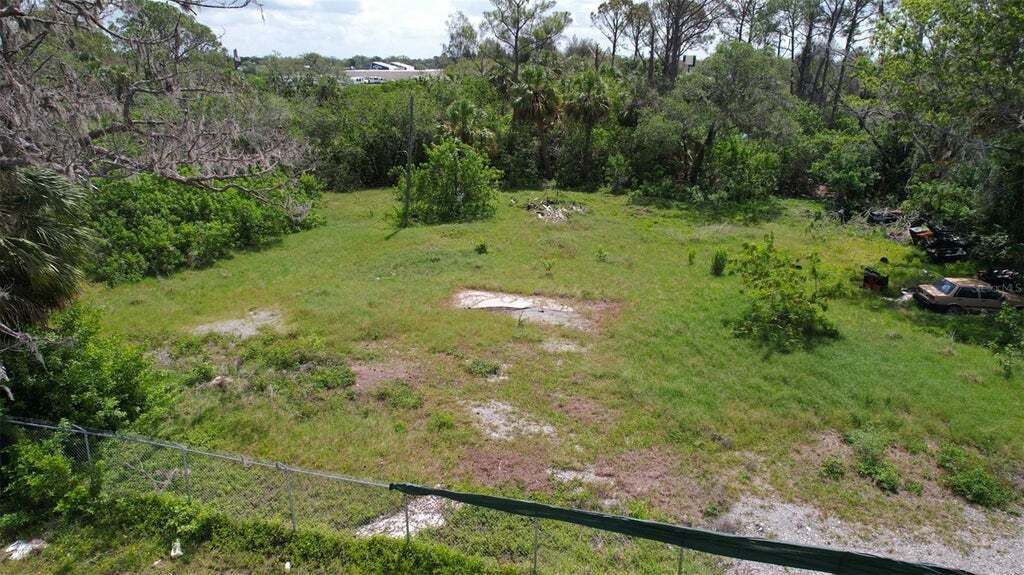 Property photo 2 of 11 <Alttext/>