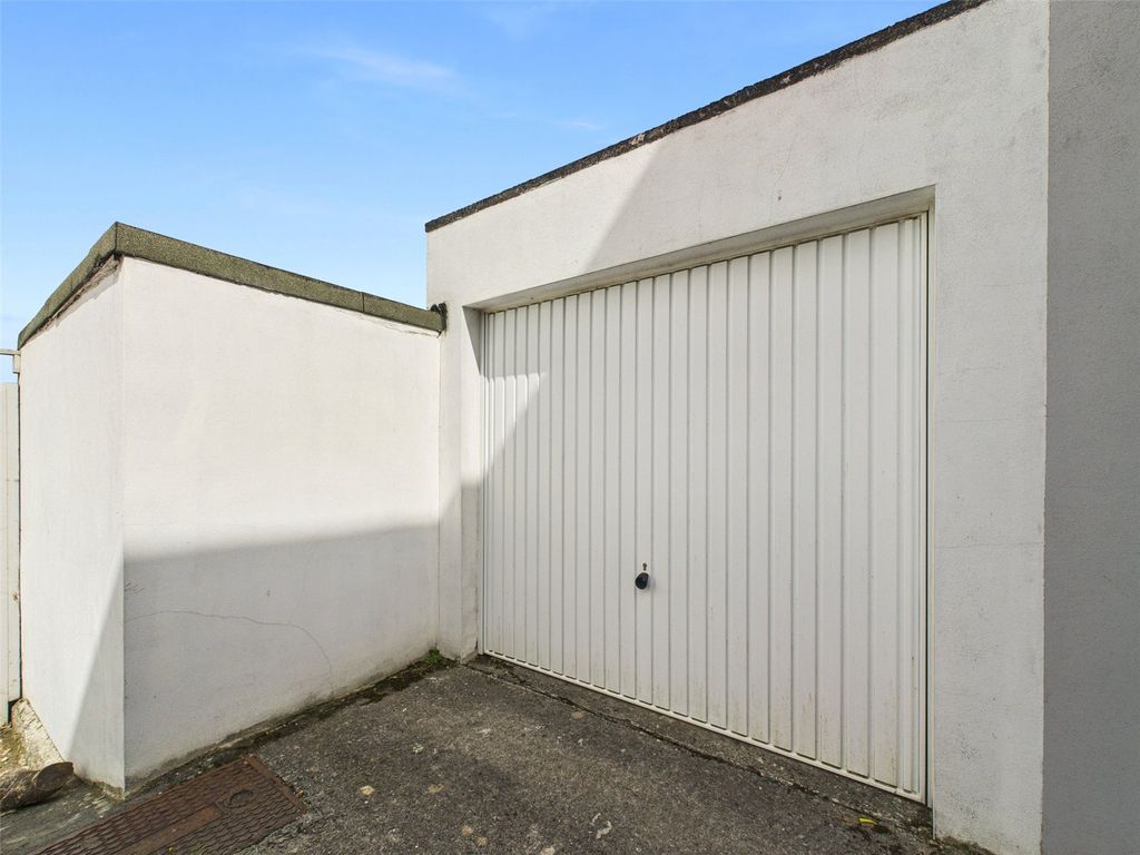 Property photo 2 of 12 Picture No. 06