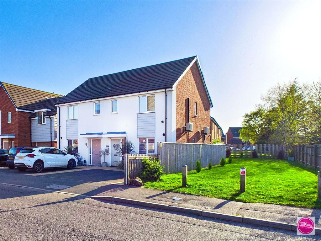 Property photo 1 of 27 Acacia Lane, Branston (33).Jpg