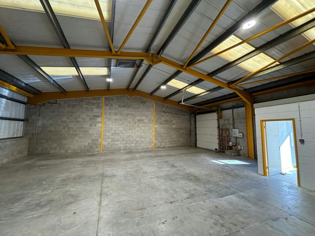 Property photo 2 of 3 36 Aberaman 02.Jpg