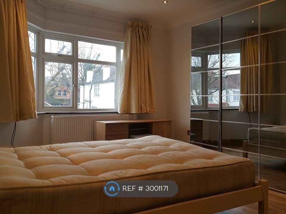 Property photo 3 of 14
