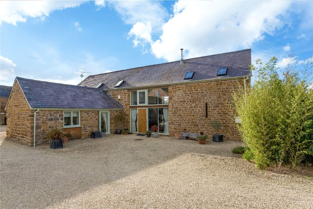 Property photo 2 of 19 Picture No. 06